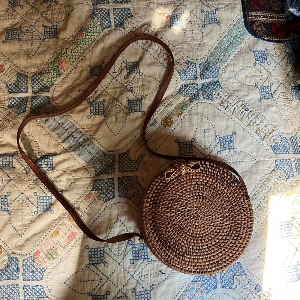 Women's Brown Rattan Circle Bag
